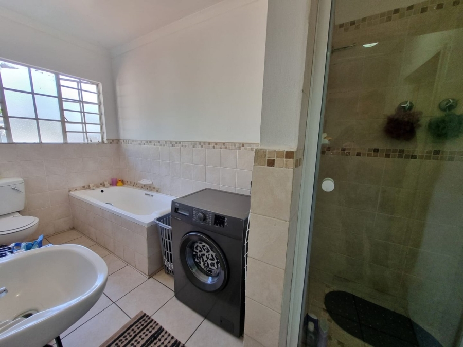 2 Bedroom Property for Sale in Westdene Free State